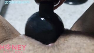 SINGLE HOUSE!!!! TO MASTURBATE????GREAT SQUIRT