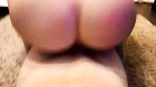 Young bitch with a beautiful ass jumps on a dick.