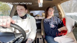 Meeting with stepsister after school ended with blowjob in the car