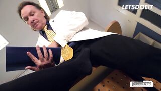 Big Ass Pacient Lullu Gun Is Banged By Her Doctor - LETSDOEIT