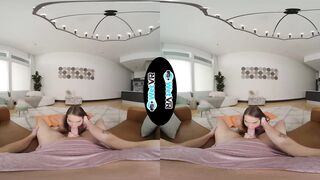 WETVR Violet Moore Uses Thick Cock For A Good Workout