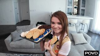 Mazy Myers Lets Boyfriend Fill Her Girl Scout Cookie With Cream