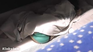 GIRL MASTURBATING AND CUMS ON THE TRAIN!