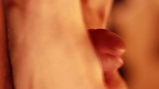 masturbazione con i piedi