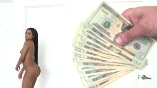 BANGBROS - Black Housekeeper Aaliyah Grey Goes The Extra Mile For Jmac
