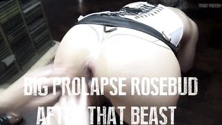 MEGA SIZE DILDO ANAL INSERTION