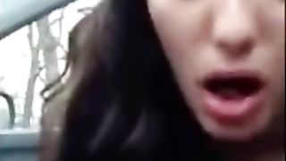 Hot desi girl blowjob in car