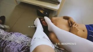 Chinese Femdom Maid Foot Worship