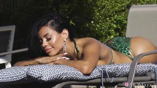 Spoilt milf canela skin doesn't appreciate cum in hair