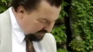 Slutty Maid gives Boss some Head