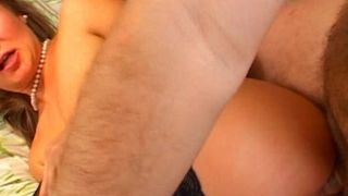 Mature beauty has her hot ass used