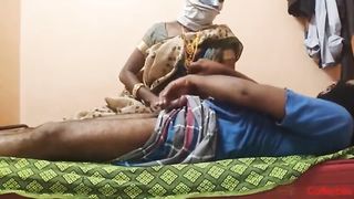 Desi Indian Unsatisfied House Maid Sucking Driver Dick and Takes Cum