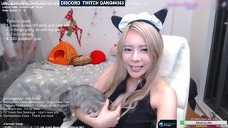 TWITCH GIRL FLASHING BOOBS NIPSLIPS ON STREAM SET 18
