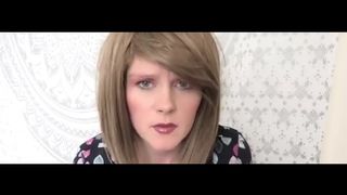 STEP MOM HELPS SON TO LOSE VIRGINITY VR