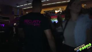 Scopando in Mezzo Alla Gente
