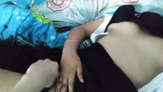Thai Student Gets a Creampie - เย็ดสดนักศึกษาไทย แตกใน คาชุดนักศึกษา