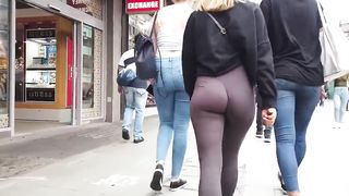 Candid Leggings Ass Giggle